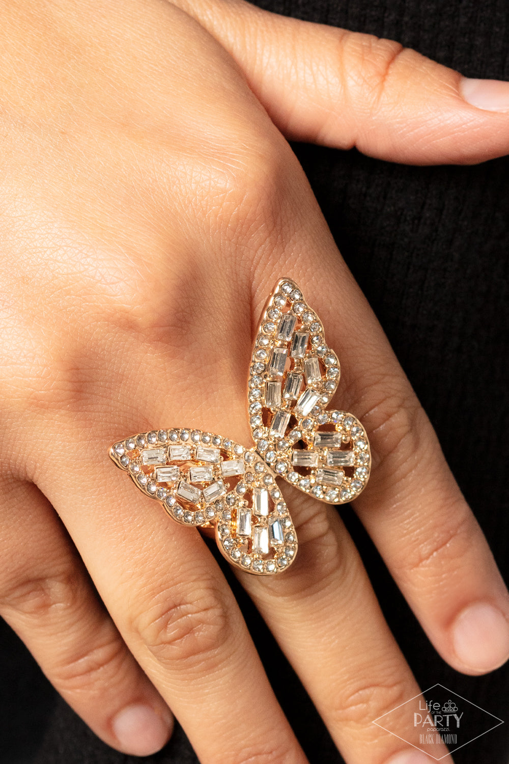 Flauntable Flutter - Gold - Paparazzi Black Diamond Exclusive Ring