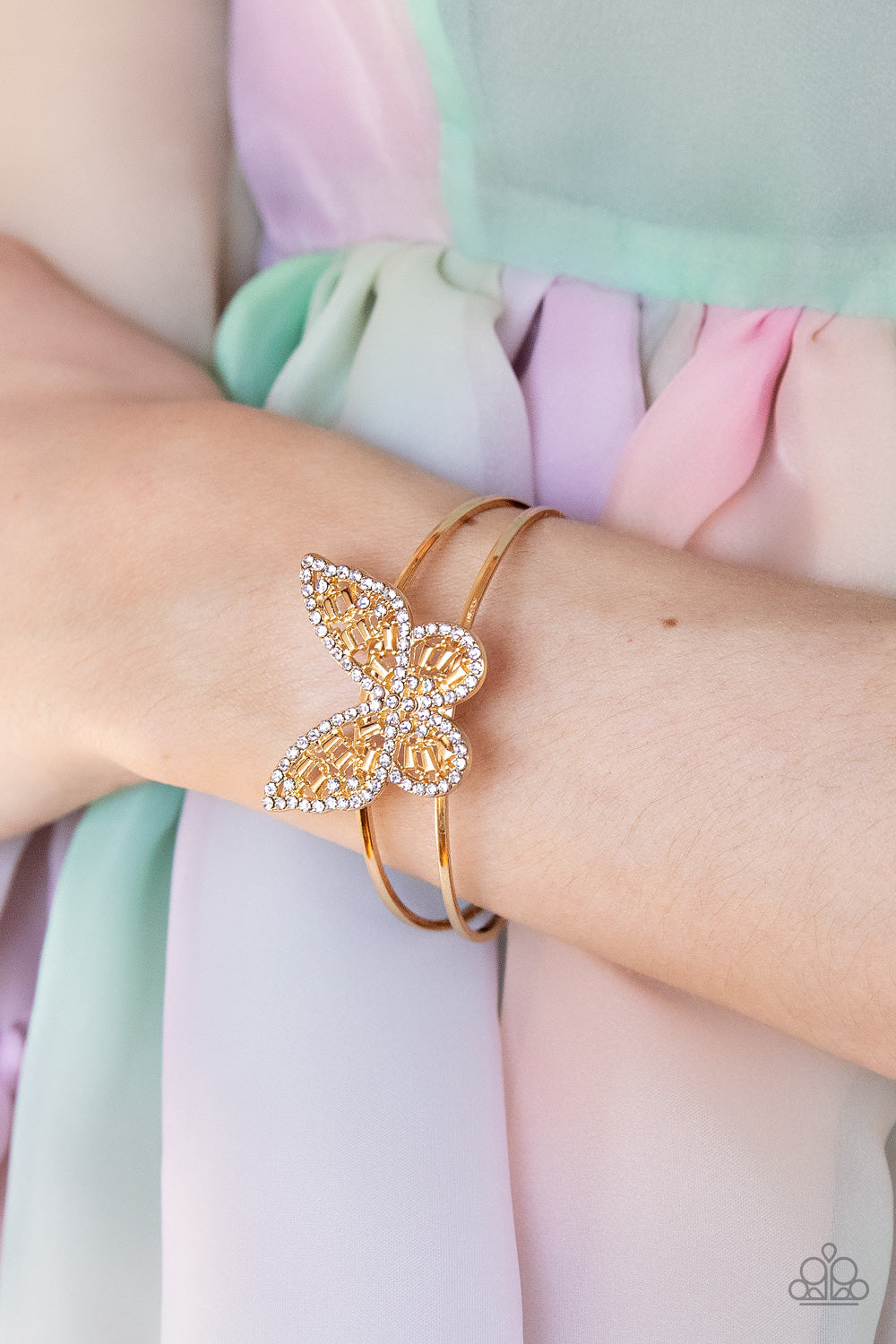 Butterfly Bella - Gold - Paparazzi Bracelet